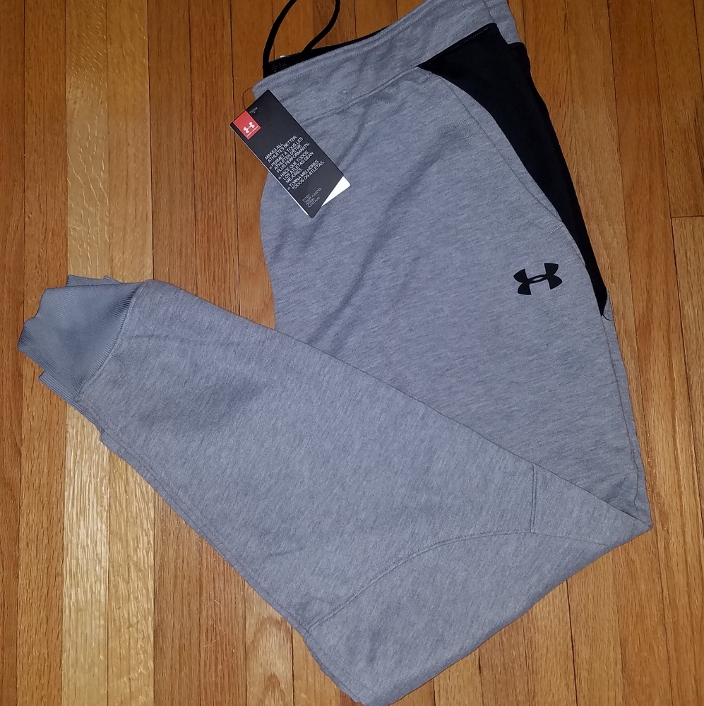 NWT Under Armour Joggers Men XL